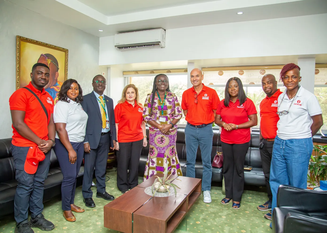 Read more about the article Telecel strengthens ties with key customers in Kumasi for Ashanti Month celebrations